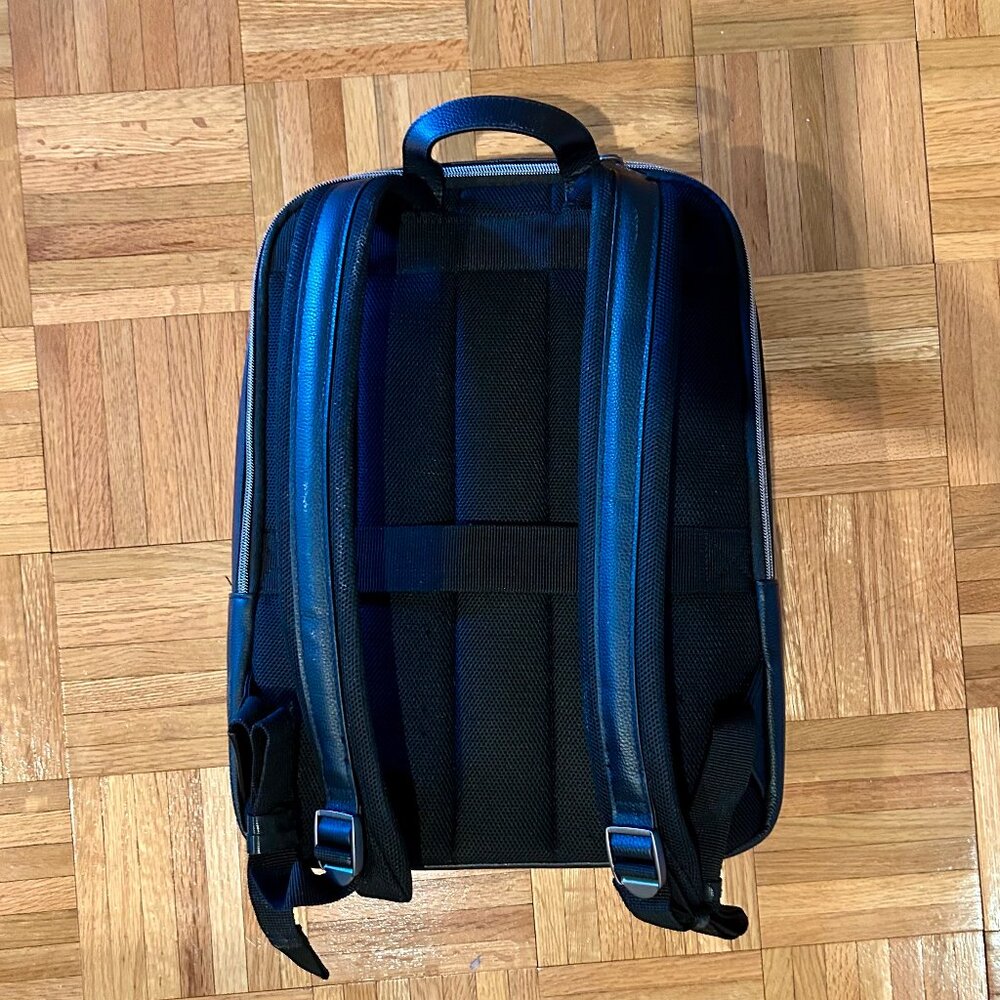 Samsonite Black Leather Backpack - Picture 4 of 4